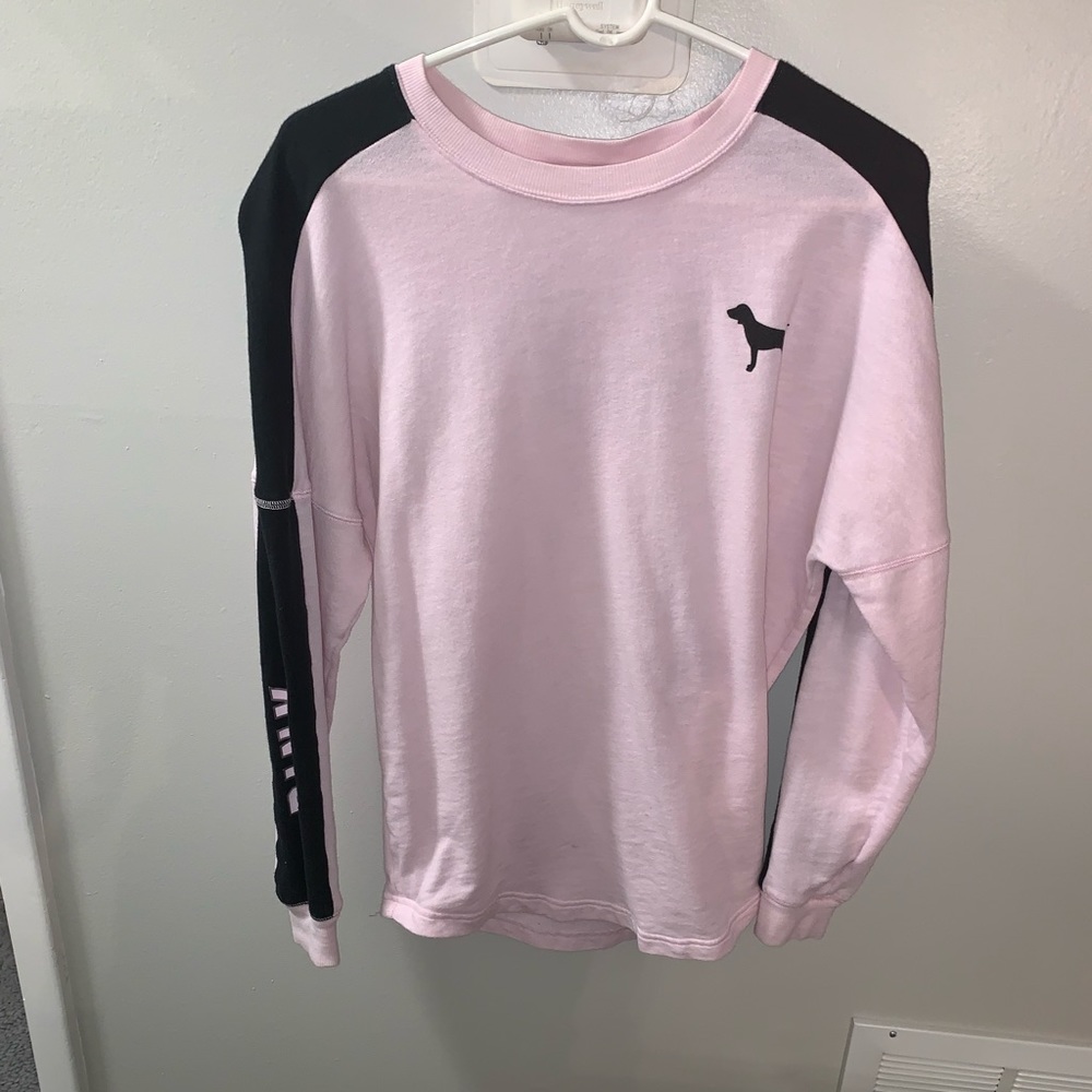 Pink T-shirt .